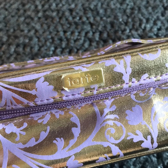 Never Used Tarte Makeup Case - Picture 2 of 4